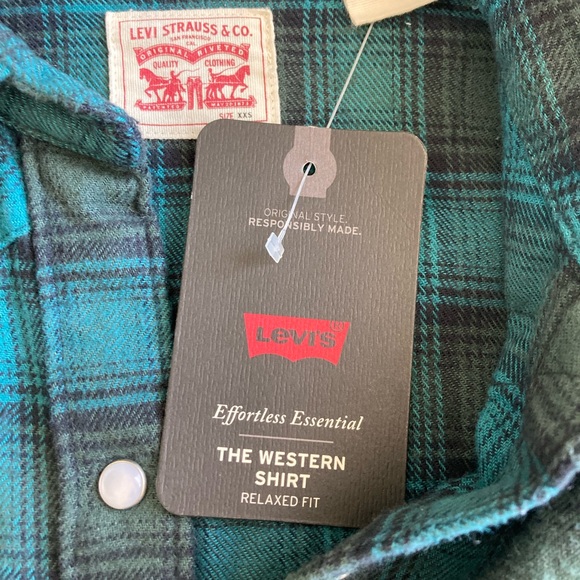 Women’s Levi’s Western Shirt Size XXS NWT Blue/Green Oversized Fit - Picture 5 of 6